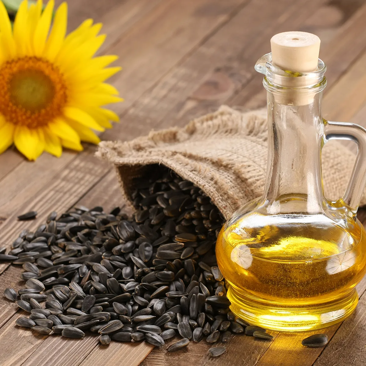 Buy Certified Organic Sunflower Oil in bulk